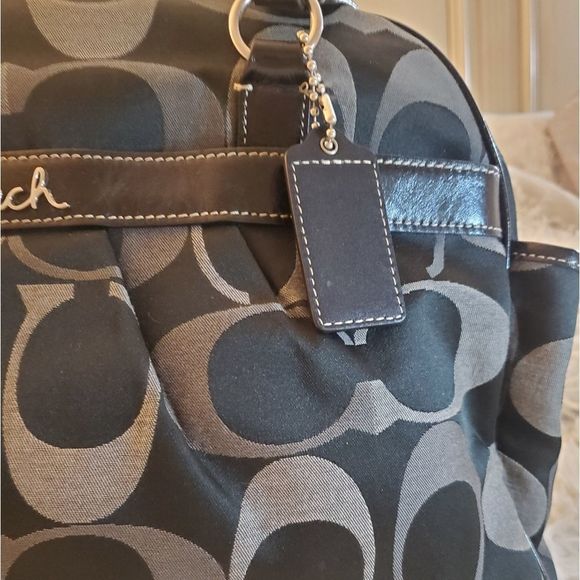 Authentic Vintage Signature Addison Coach Diaper/Nappy/Shoulder Bag - Picture 9 of 16